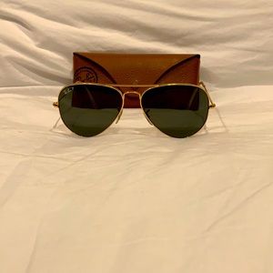 Polarized Ray-Ban Aviator sunglasses